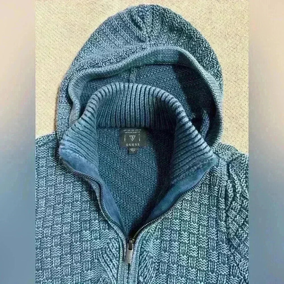 Guess Vintage Men’s Small Blue Chunky Knit Full Zip Hooded Sweater with Pockets - Picture 2 of 9